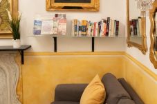 Apartment in Rome - Cozy & Chic Suite near Campo de’ Fiori