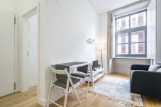 Apartment in Porto - Nomad's Formosa Comfort - 1BED Porto