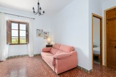 Farm stay in Campos - YourHouse Son Sala Terrat Apartment in Agroturismo