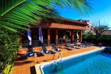 Villa in Cambrils - GERANIS VILLA - Only Families