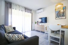 Apartment in Salou - UOLAS