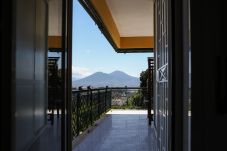 Apartment in Naples - Appartamento con terrazzo a Capodimonte