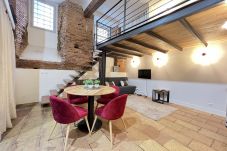 Apartment in Toulouse - La Romance - Loft Ancien au coeur de Toulouse