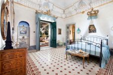 House in Positano - Palazzo Crocione