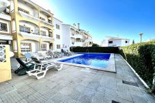 Apartment in Quarteira - QUARTEIRA CLASSIC WITH POOL by HOMING