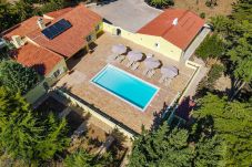 Villa in Lagos - Villa Dean: Private Pool | For Families | AC & WI-