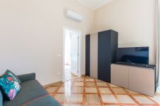 Apartment in Naples - Modern Apartment at Corso Vittorio Emanuele II