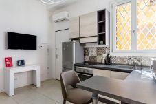 Apartment in Bologna - Pontelungo 2 - Modern studio in Borgo Panigale