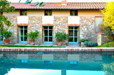 Villa in Pian di Sco - Villa Magnolia in most Exclusive Borgo in Tuscany