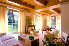 Villa in Pian di Sco - Villa Magnolia in most Exclusive Borgo in Tuscany