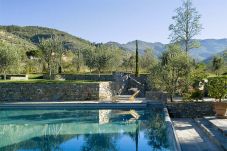 Villa in Pian di Sco - Villa Olivo in most Exclusive Borgo in Tuscany