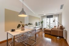 Apartment in Barcelona - (A2) Les Corts 6.4