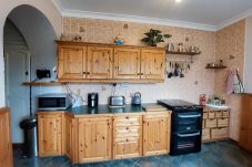 Farm View Cottage Castlerea, Castlerea, Co. Roscommon | Rural & quiet Self-Catering Holiday Accommodation Available in Castlerea, County Roscommon