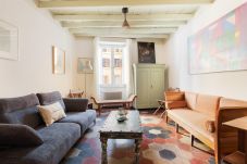 Apartment in Rome - Monti Charming Design Apartment