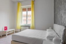 Apartment in Bologna - Gramsci 3 - Sunflower Studio