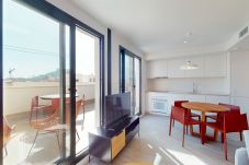 Apartment in Alicante / Alacant - Alicante Colorful Penthouse Center 5C