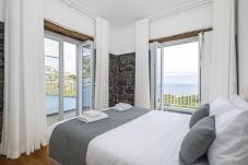 Farm stay in Ponta do Sol - Casas da Luz - Casa da Mãe by Madeira Sun Travel