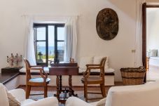 Villa in Castellammare del Golfo - Villa La Fenice with Private Access to the Sea