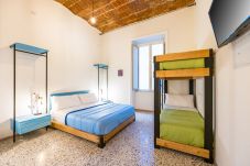 Apartment in Naples - Via Milano Central Station apartment - RS/CM