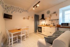 Apartment in Bellagio - Loving Loppia 1 - Glicine