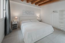 Apartment in Cefalù - Art Home Collection - Pop Haus