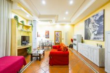 Apartment in Naples - Yellow City Apartment- P.IVA