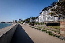 Seaside apartment Trébeurden