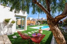 Villa in Cagnes-sur-Mer - VILLA COTE SUD VI4402 By Riviera Holiday Homes