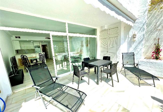  in Marbella - Clasic one bedroom apartment, next to the beach, G