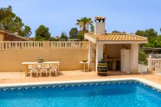 Holiday villa with pool in Murcia