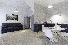 Apartment in Milan - Italianway - Piazza Niccolo Tommaseo 2A