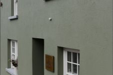 Cottage in Roundstone - Lichen - Within The Village