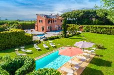 Villa in San Giuliano Terme - Villa Rossa Large Private Pool, WiFi