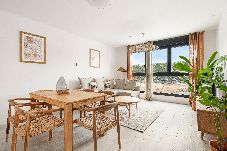 Apartment in Málaga - Luxury apt in Màlaga w/ shared Pool and Terrace