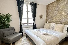 Apartment in Paris - Comfortable Saint Germain Studio