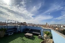 Apartment in Málaga - Cozy Apartment in Málaga with Shared Terrace