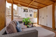 Apartment in Málaga - Elegant central apt w/ solarium and solar shower