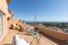 Apartment in Marbella - LOS LAGOS - Cosy flat with sea views, shared swimm