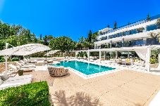 Villa in Marbella - All About Villa Serenity