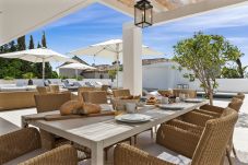 Villa en Marbella - 20600 - Luxurious Beachside Villa with Jacuzzi!