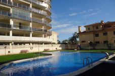 Apartamentos en el paseo marítimo de Peñíscolag