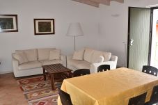 Apartamento en Torri del Benaco - Residence Alle Torri With Pool