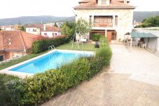 Villa en Caminha - CMN17V6 Moradia simpática c/ piscina e local sosse