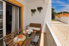 Apartamento en Albufeira - VS Abelharuco, Moderno e Agradável a 5min Praia, A