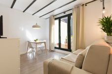 Estudio en Barcelona - OLA LIVING BORN 10 ATTIC