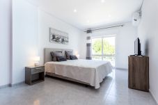 Apartamento en Lagos - Downtown Lovers Home by Seewest