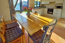 Beachside Avenue Self-Catering Family Holiday Home, Riverchapel, County Wexford