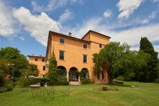 Villa en Verona - Villa Torre di Terzolan With Pool and Jacuzzi