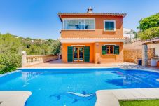 Piscina de Villa en alquiler en Portals, Mallorca