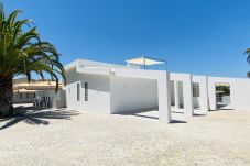 Villa en Quarteira - Moderna by Check-in Portugal